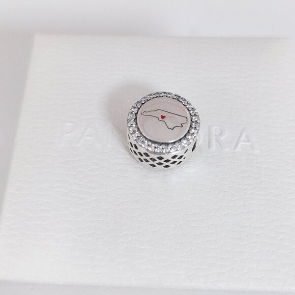 Pandora North Carolina Map Bead Charm Bracelet Pendant S925 Silver with box - Picture 7 of 7